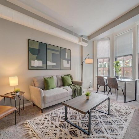 Frontdesk Osborn Apts Downtown Clevelandアパートメント 部屋 写真