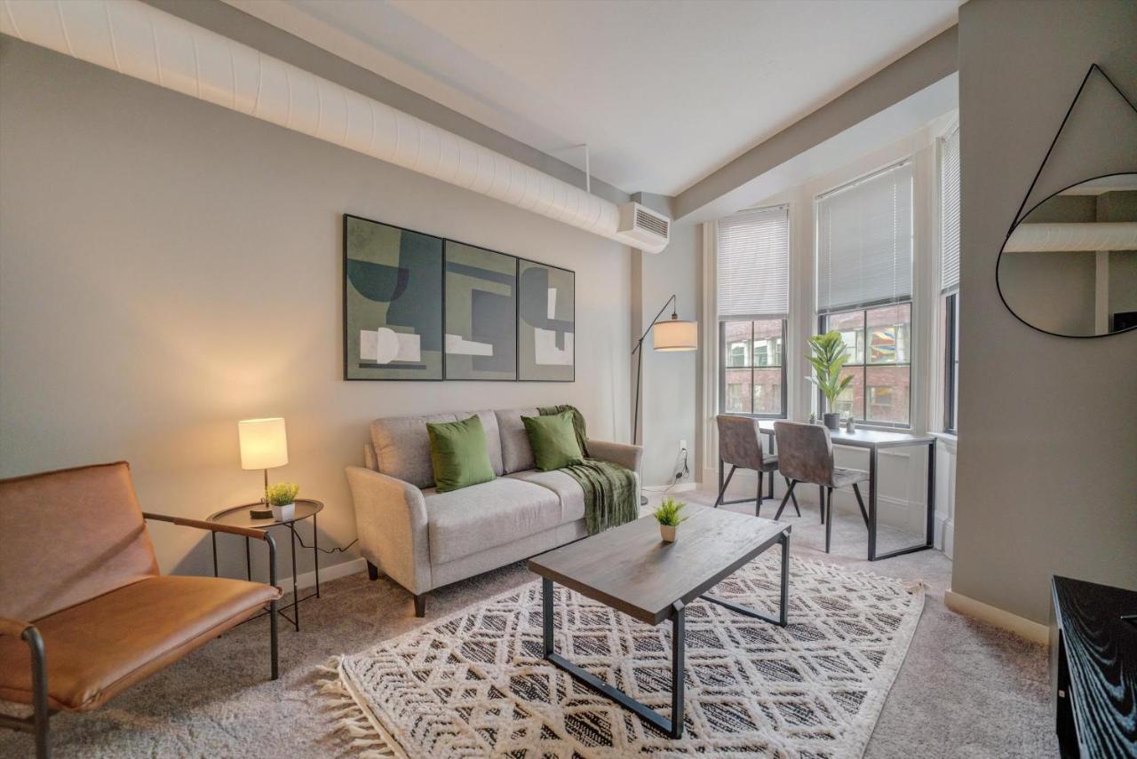 Frontdesk Osborn Apts Downtown Clevelandアパートメント 部屋 写真